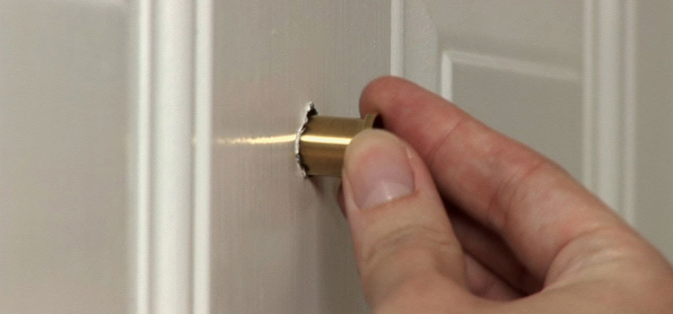peephole door repair in Lodi
